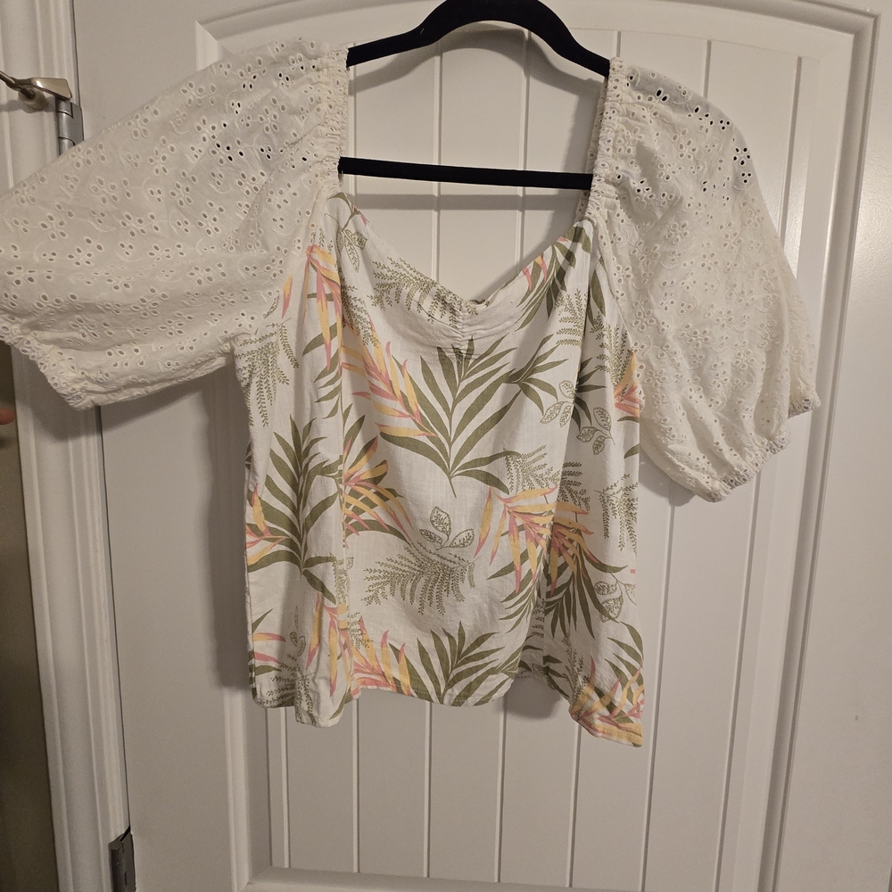 Floral Puff Sleeve Top